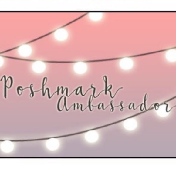 Welcome To My Closet! ✨ - Picture 6 of 8